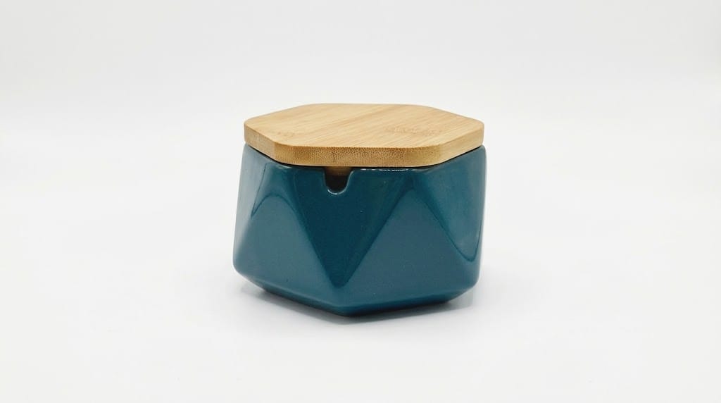 NB - Ashtray Green + Wood Lid
